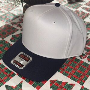 OTTO Two-Tone White and Black Cap
